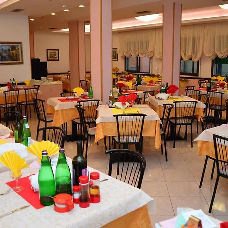 Ristoro Hotel 2*